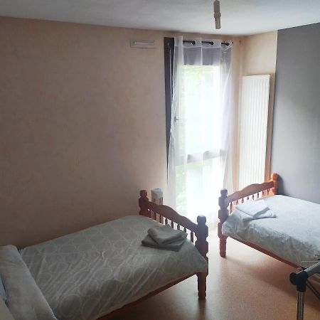 Chambre Privee 2 Pas Du Lac Chez L'Habitant Sévrier エクステリア 写真