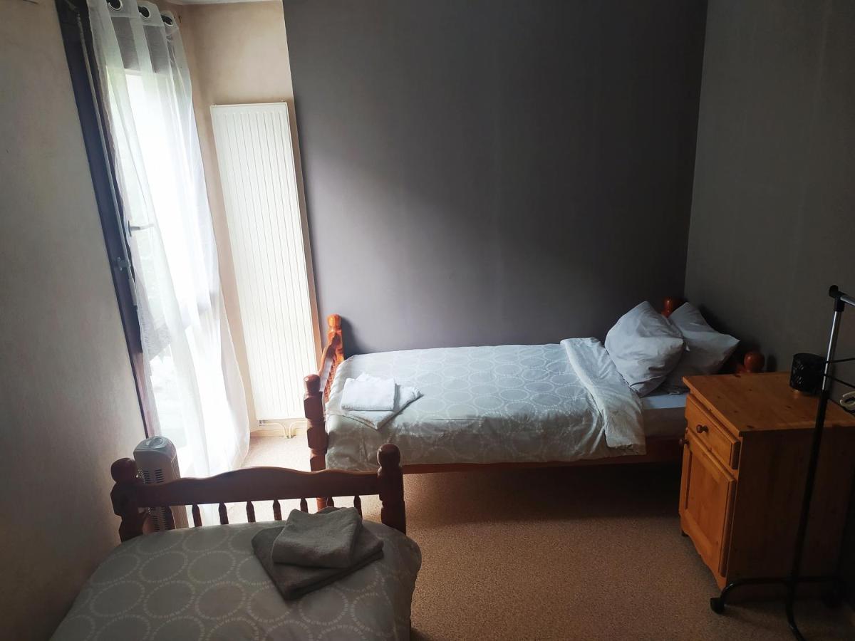 Chambre Privee 2 Pas Du Lac Chez L'Habitant Sévrier エクステリア 写真