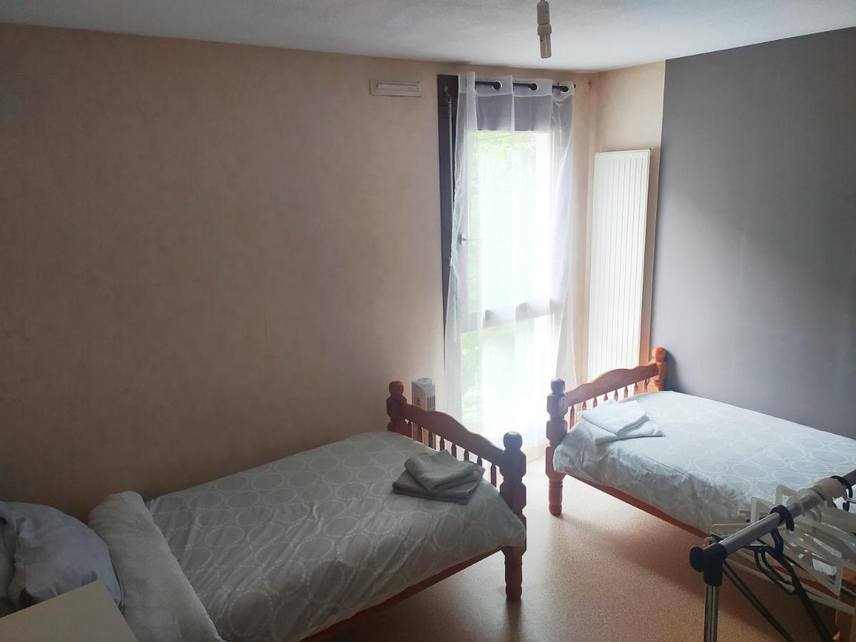 Chambre Privee 2 Pas Du Lac Chez L'Habitant Sévrier エクステリア 写真