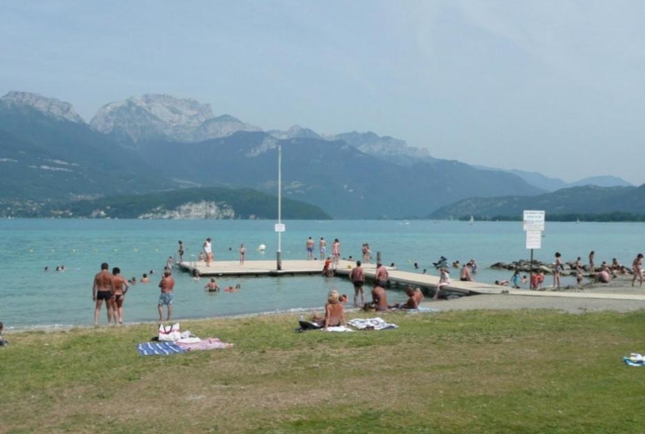 Chambre Privee 2 Pas Du Lac Chez L'Habitant Sévrier エクステリア 写真